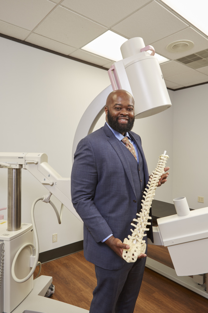 Dr. Anthony Owusu Provides ‘Next Generation’ of Spinal Care